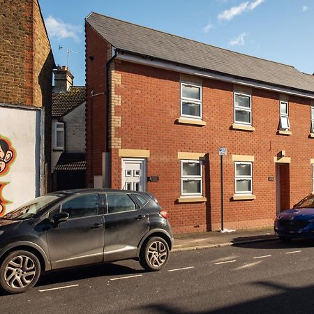 Watford Central Serviced Apartments Экстерьер фото