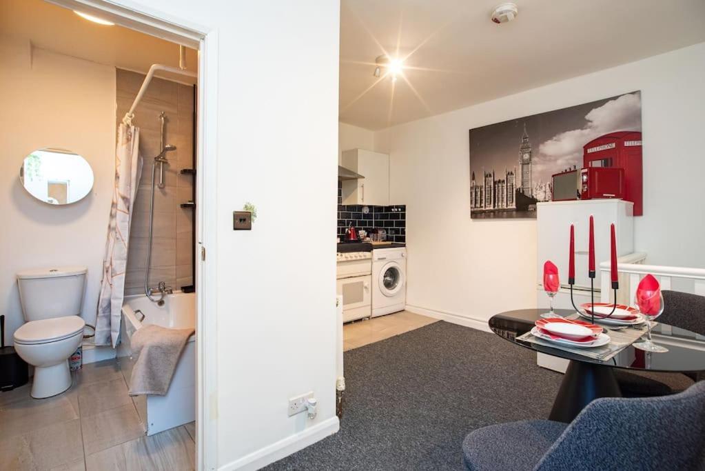 Watford Central Serviced Apartments Экстерьер фото