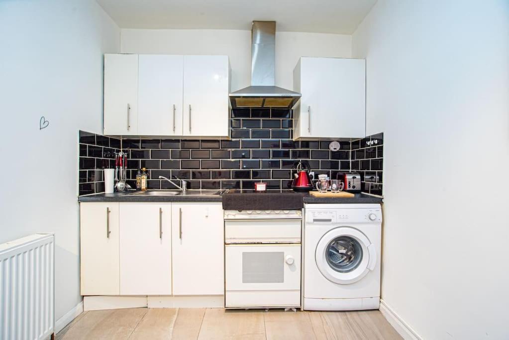 Watford Central Serviced Apartments Экстерьер фото