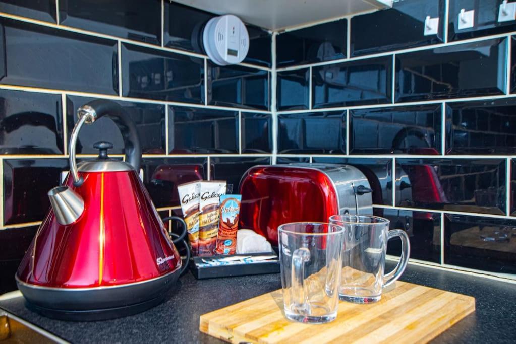 Watford Central Serviced Apartments Экстерьер фото